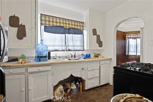 159 E 105th Street, Los Angeles, CA 90003