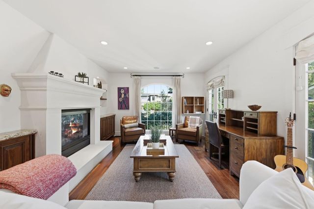 926 Rosewood Avenue, San Carlos, CA 94070