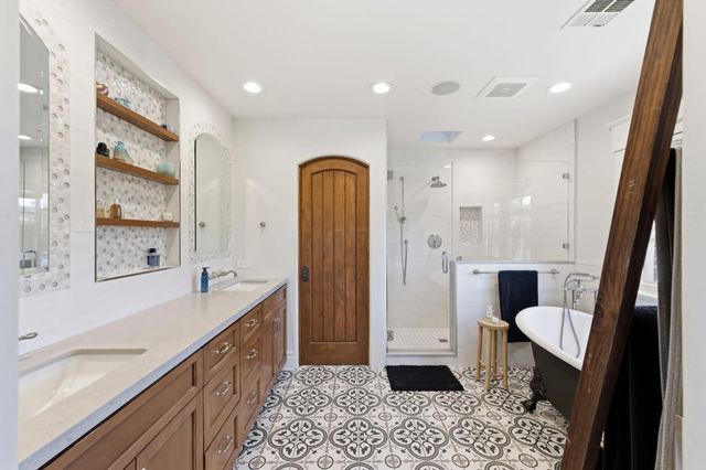 926 Rosewood Avenue, San Carlos, CA 94070