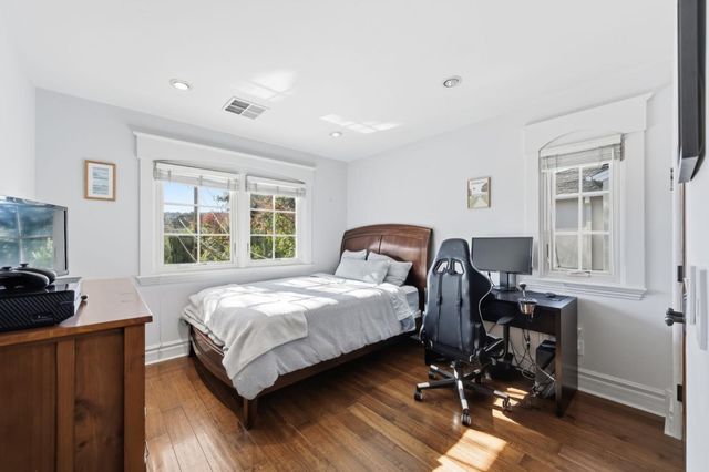 926 Rosewood Avenue, San Carlos, CA 94070