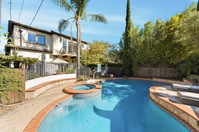 926 Rosewood Avenue, San Carlos, CA 94070