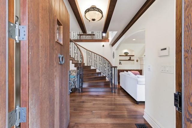 926 Rosewood Avenue, San Carlos, CA 94070