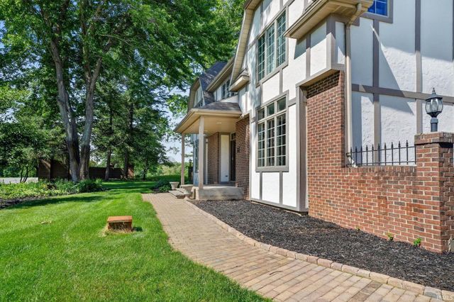 51530 Clubhouse Drive, South Bend, IN 46628