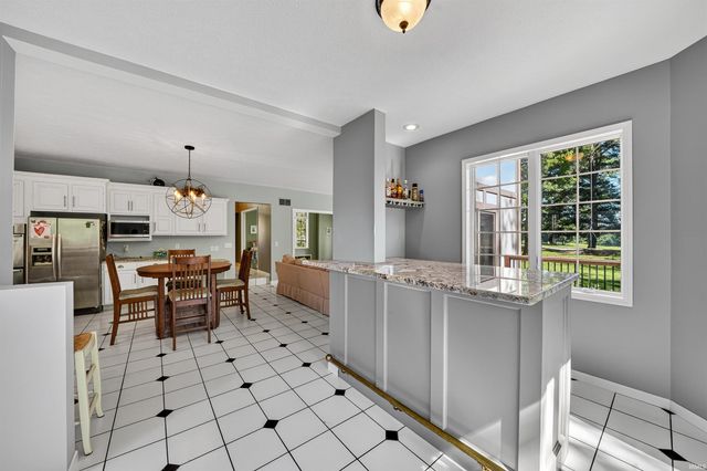 51530 Clubhouse Drive, South Bend, IN 46628
