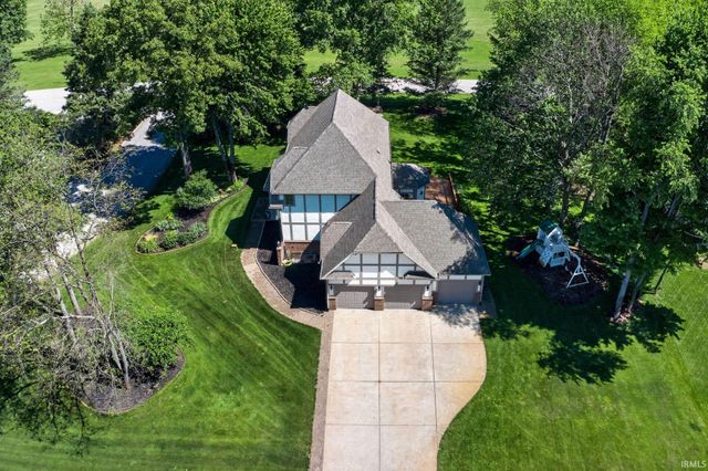 51530 Clubhouse Drive, South Bend, IN 46628