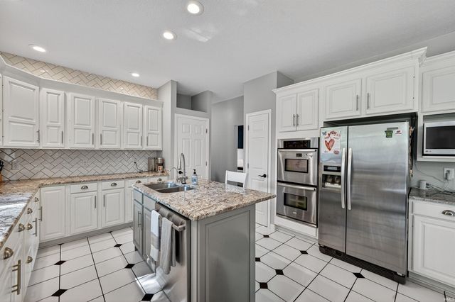51530 Clubhouse Drive, South Bend, IN 46628