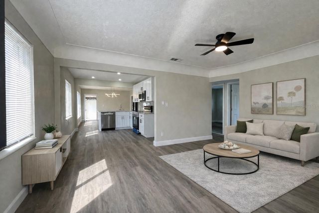 4263 7TH AVENUE N, St Petersburg, FL 33713