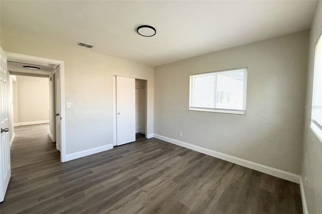 4263 7TH AVENUE N, St Petersburg, FL 33713