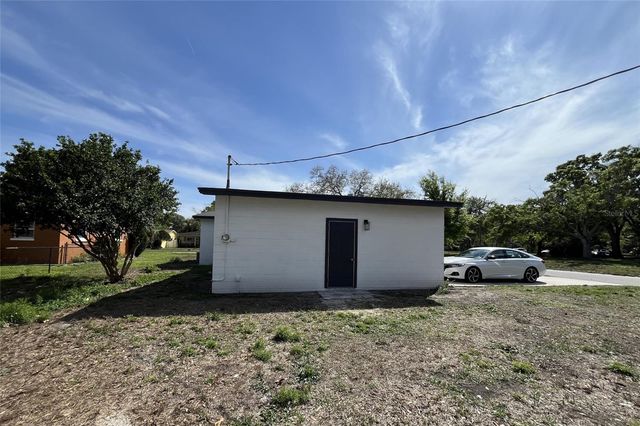 4263 7TH AVENUE N, St Petersburg, FL 33713