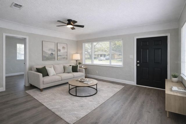 4263 7TH AVENUE N, St Petersburg, FL 33713