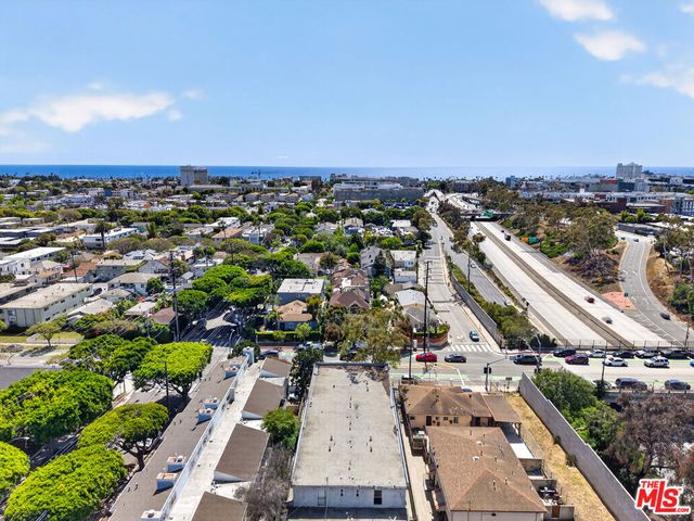 1754 11th Street 101, Santa Monica, CA 90404