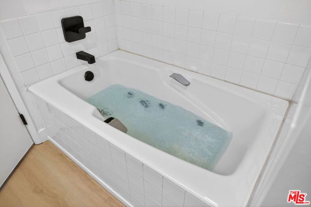 1754 11th Street 101, Santa Monica, CA 90404