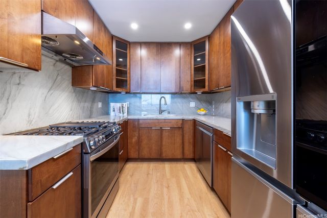 1650 Ala Moana Boulevard PH4105, Honolulu, HI 96815