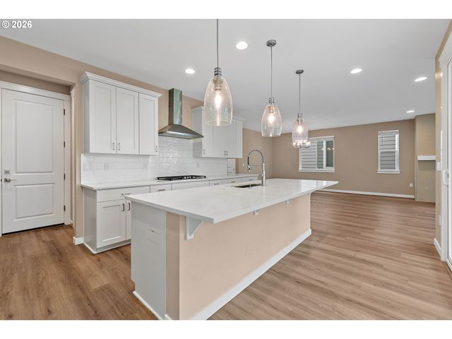 12135 Sw SILVERTIP St, Beaverton, OR 97007