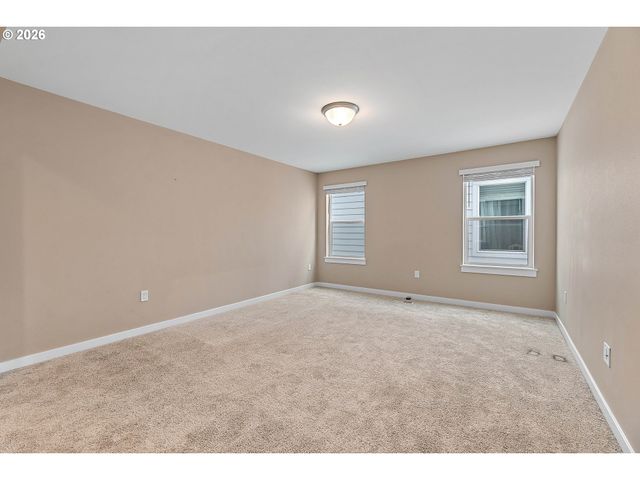12135 Sw SILVERTIP St, Beaverton, OR 97007