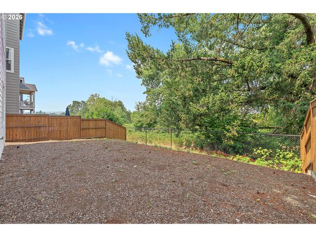 12135 Sw SILVERTIP St, Beaverton, OR 97007