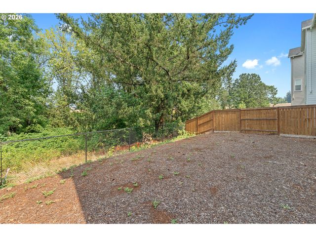 12135 Sw SILVERTIP St, Beaverton, OR 97007