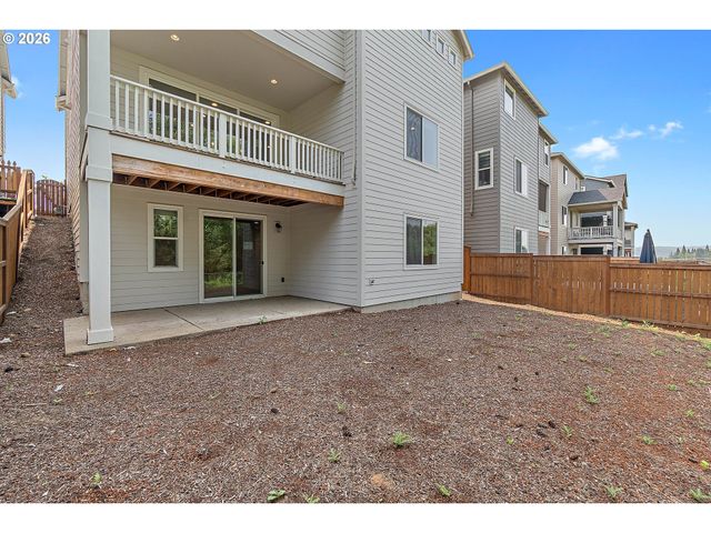 12135 Sw SILVERTIP St, Beaverton, OR 97007