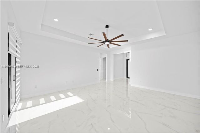 622 BEACH AVE S, Lehigh Acres, FL 33974