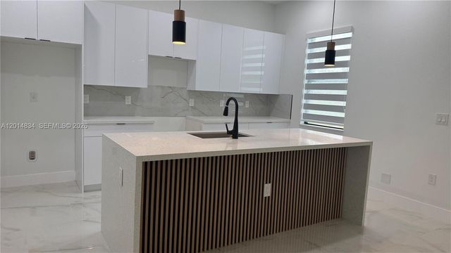622 BEACH AVE S, Lehigh Acres, FL 33974