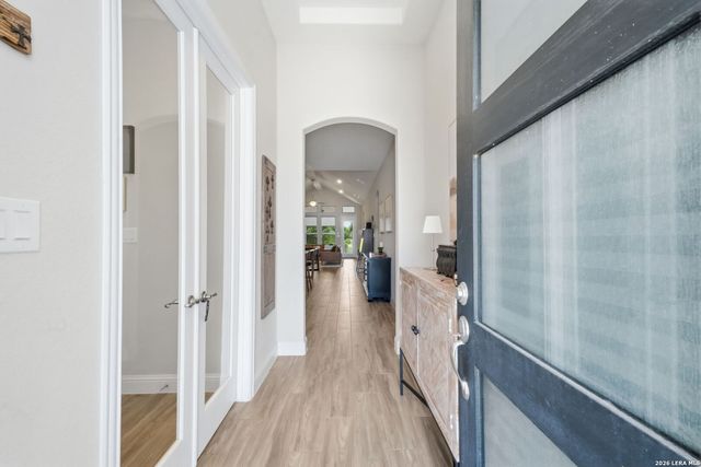 530 POND BLF, San Antonio, TX 78231