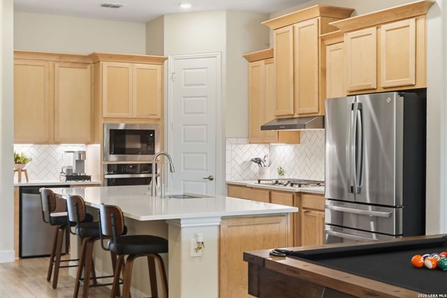 530 POND BLF, San Antonio, TX 78231