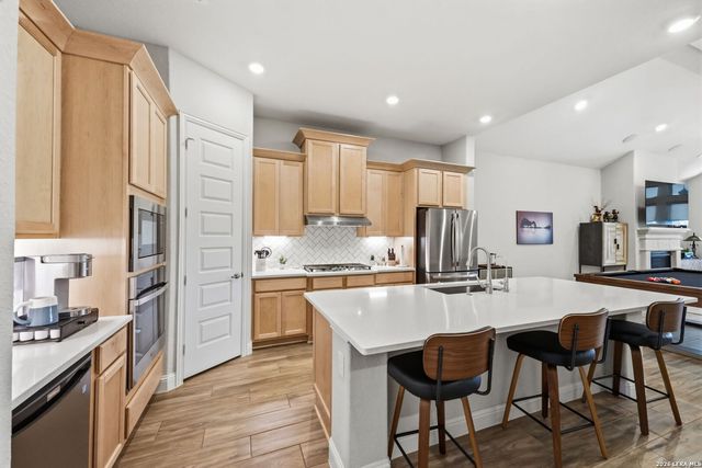 530 POND BLF, San Antonio, TX 78231
