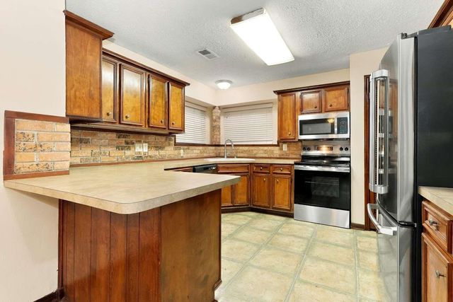 18015 Tall Cypress Drive, Spring, TX 77388