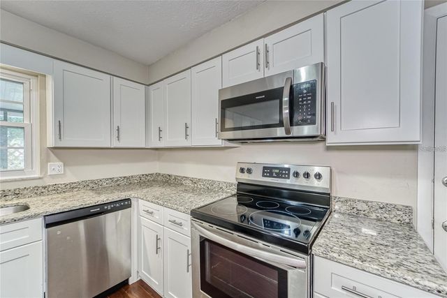 39093 CITADEL CIRCLE, Zephyrhills, FL 33542