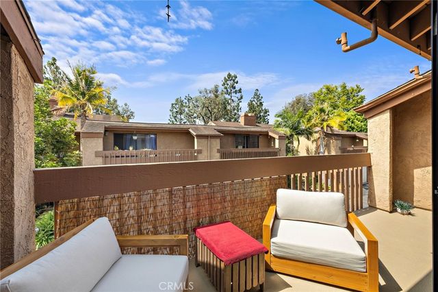 2286 Pacific D, Costa Mesa, CA 92627
