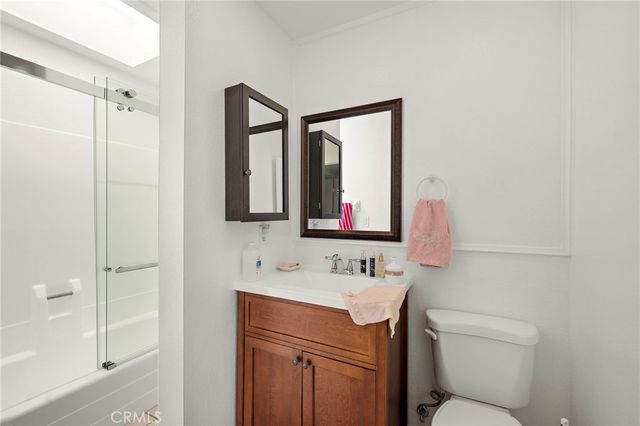 2286 Pacific D, Costa Mesa, CA 92627