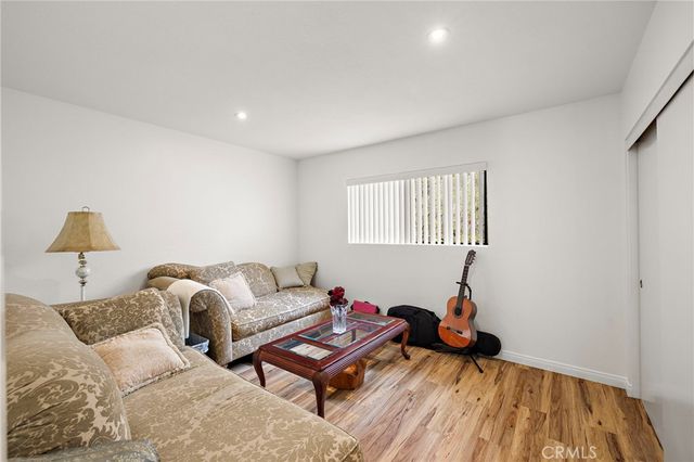 2286 Pacific D, Costa Mesa, CA 92627