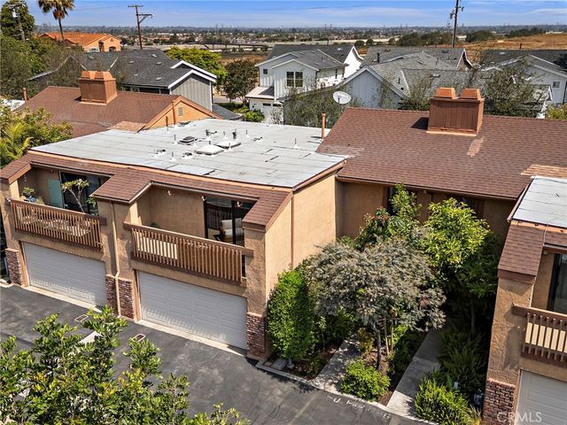 2286 Pacific D, Costa Mesa, CA 92627