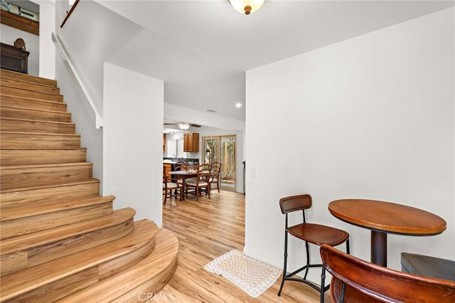 2286 Pacific D, Costa Mesa, CA 92627