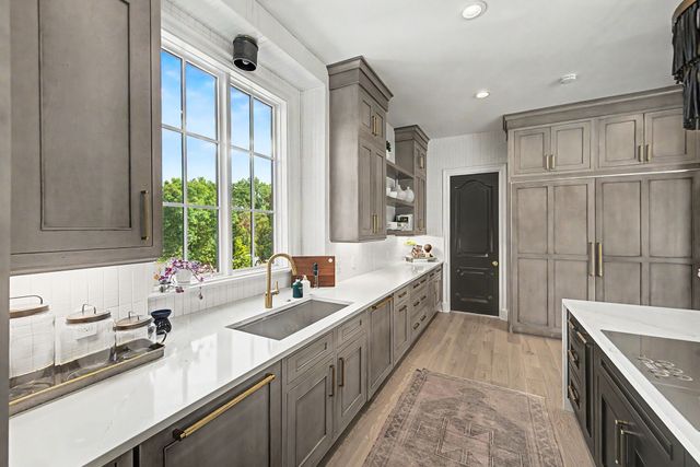 19 Inveraray, Nashville, TN 37215