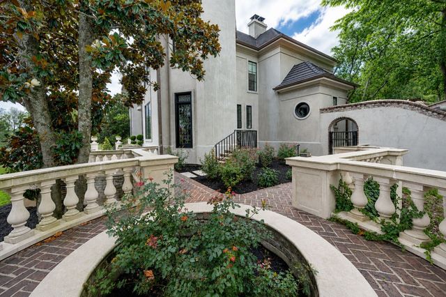 19 Inveraray, Nashville, TN 37215