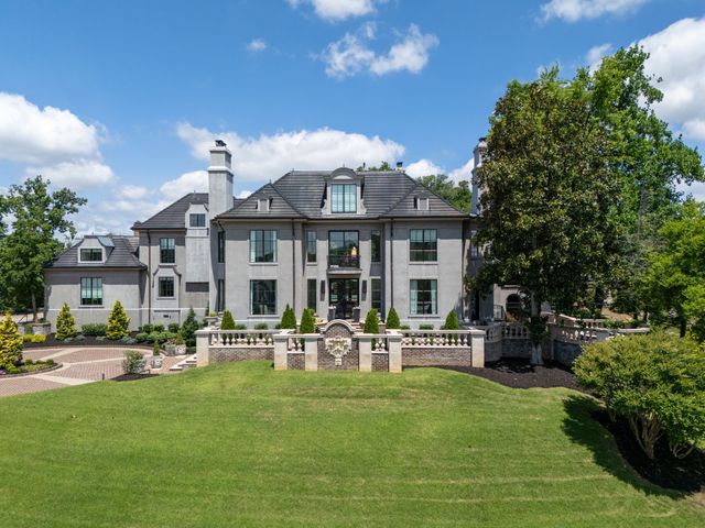 19 Inveraray, Nashville, TN 37215