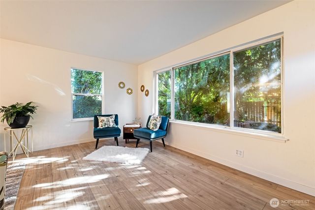 19415 143rd Place SE, Renton, WA 98058