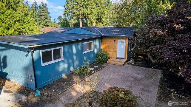 19415 143rd Place SE, Renton, WA 98058