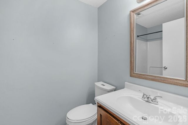 7530 Pebblestone Drive, Charlotte, NC 28212