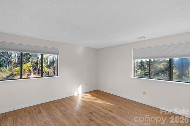 7530 Pebblestone Drive, Charlotte, NC 28212