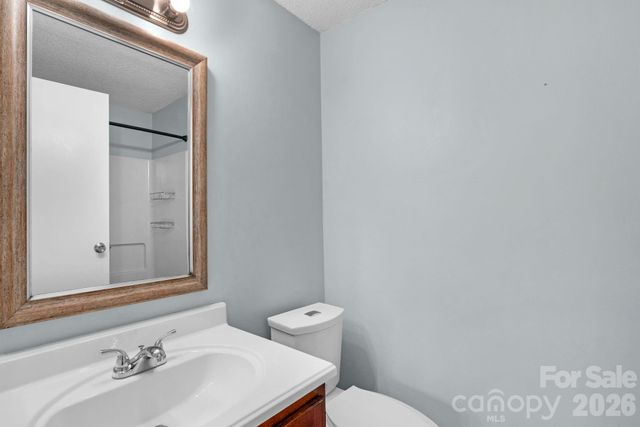 7530 Pebblestone Drive, Charlotte, NC 28212