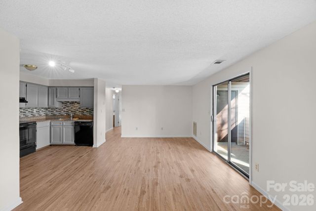 7530 Pebblestone Drive, Charlotte, NC 28212