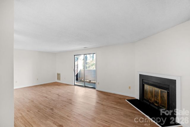 7530 Pebblestone Drive, Charlotte, NC 28212