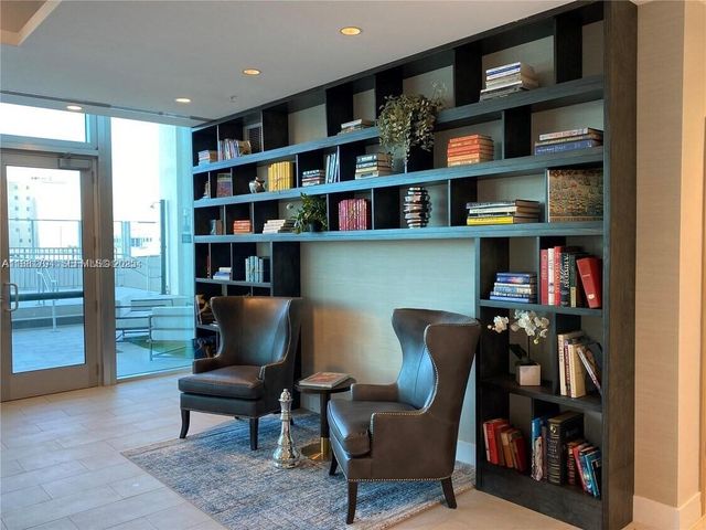 2820 NE 214th Street 1005, Aventura, FL 33180