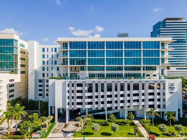 2820 NE 214th Street 1005, Aventura, FL 33180