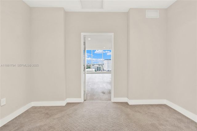 2820 NE 214th Street 1005, Aventura, FL 33180