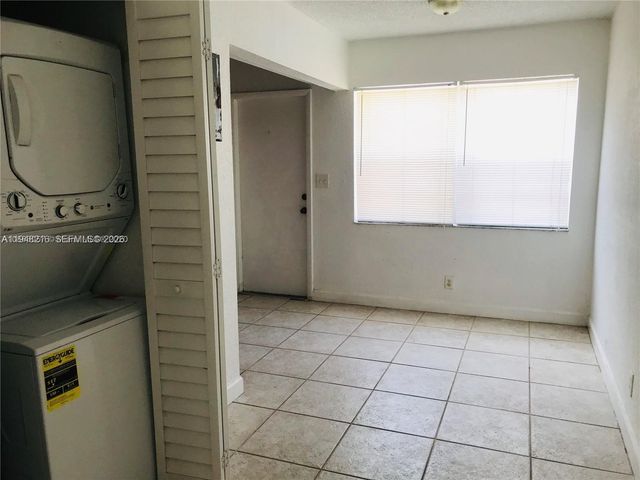 4633 NW 9th Dr 4633, Plantation, FL 33317