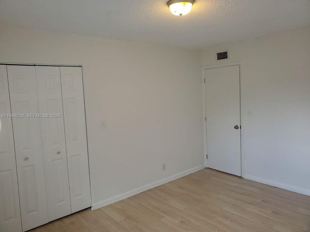 4633 NW 9th Dr 4633, Plantation, FL 33317