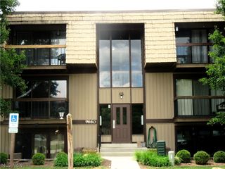 9660 Cove Drive F19, North Royalton, OH 44133